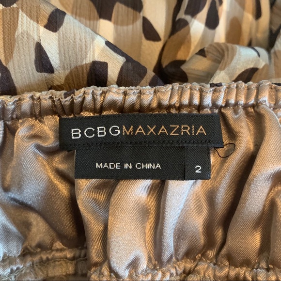 BCBGMaxazria Silk  W/ Black Tie Dress Size 2 - Picture 12 of 12